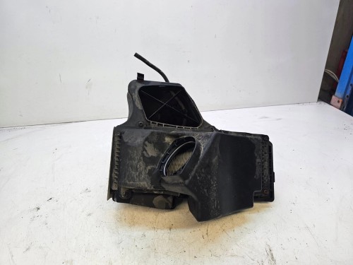 OBUDOWA FILTRA POWIETRZA AUDI A4 B8 A5 8K0133835BH