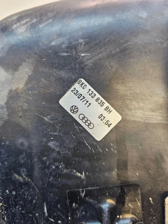 OBUDOWA FILTRA POWIETRZA AUDI A4 B8 A5 8K0133835BH