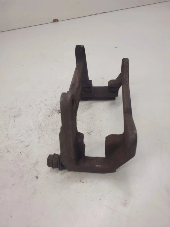 JARZMO ZACISKU TYŁ AUDI VW SEAT SKODA 6461