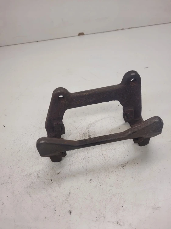 JARZMO ZACISKU TYŁ AUDI VW SEAT SKODA 6461