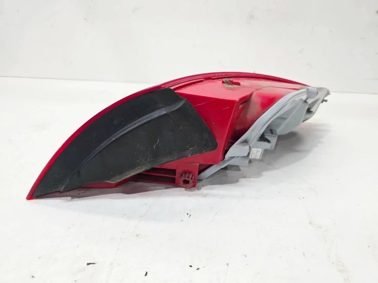 LAMPA LEWY TYŁ AUDI TT 8J 8J0945095B