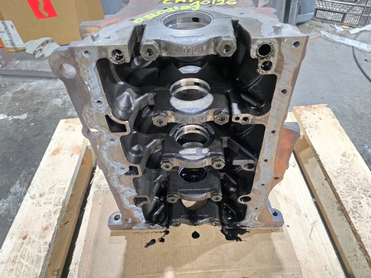 BLOK SILNIKA AUDI VOLKSWAGEN SEAT SKODA 1.6 TDI CAY 03L021BJ 10/26