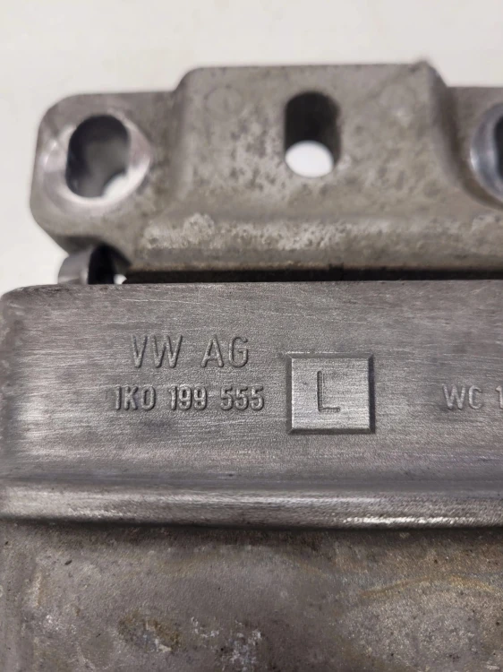 ŁAPA PODUSZKA SKRZYNI AUDI VW 1K0199555L