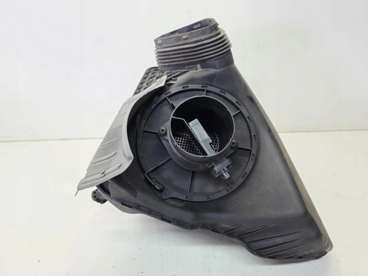 OBUDOWA FILTRA POWIETRZA AUDI A6 C7 A7 2.0 TDI 4G0133838L