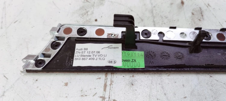 DEKOR DRZWI LEWY PRZÓD AUDI A4 B8 8K0867409J 1LQ