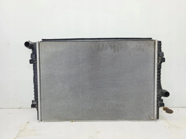 CHŁODNICA WODY AUDI TT 8S VOLKSWAGEN SEAT SKODA 2.0 TFSI 5Q0121251EP
