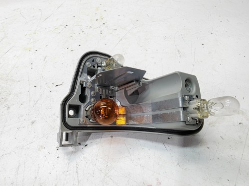 WKŁAD LAMPY LEWY TYŁ W BŁOTNIK AUDI A4 B8 AVANT 21972102/04