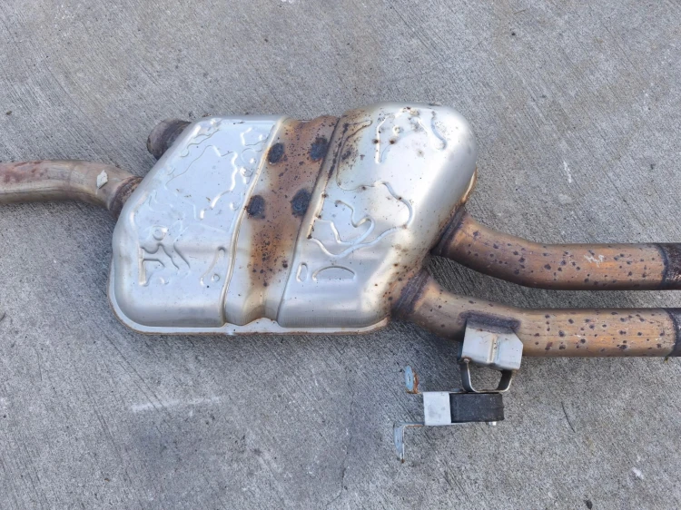 TŁUMIK WYDECH ŚRODKOWY AUDI A8 D4 4.2 4H0253411