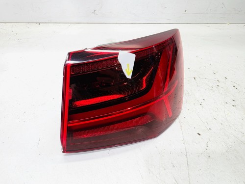 LAMPA PRAWY TYŁ W BŁOTNIK AUDI A6 C7 LIFT 4G9945096F MATRIX
