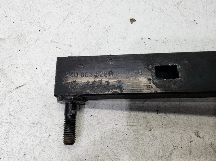 WSPORNIK MOCOWANIA PASA PRAWY AUDI A4 B8 A5 8T 8K0805528B