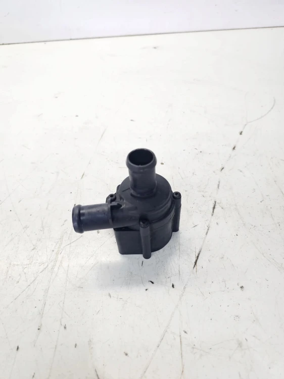DODATKOWA POMPA WODY ZAWÓR AUDI VW SEAT 5Q0965561B