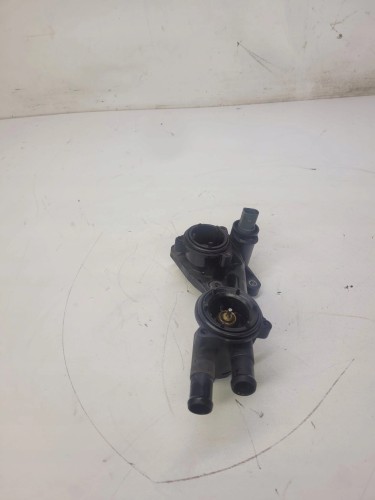 POMPA WODY TERMOSTAT AUDI VW 1.4 TFSI 03C121111T
