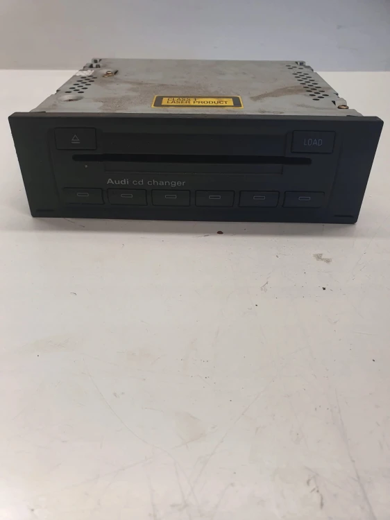 ZMIENIARKA PŁYT CD AUDI A3 A4 B7 A6 C6 8E0035111C