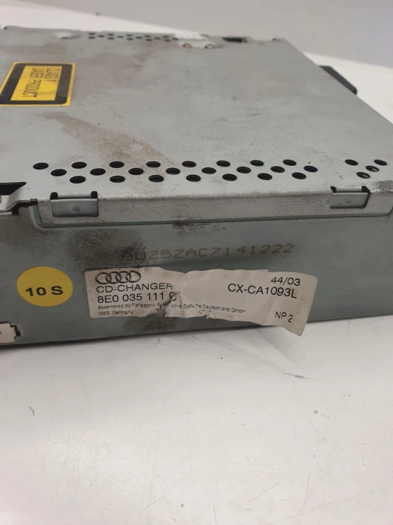 ZMIENIARKA PŁYT CD AUDI A3 A4 B7 A6 C6 8E0035111C