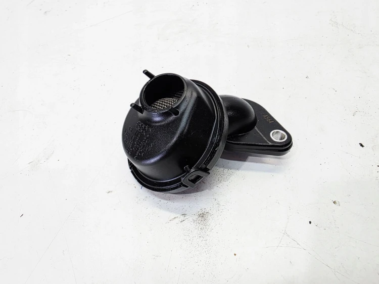 RURKA SMOK SSAK OLEJU AUDI VOLKSWAGEN SEAT SKODA 2.0 TFSI 06L115251S