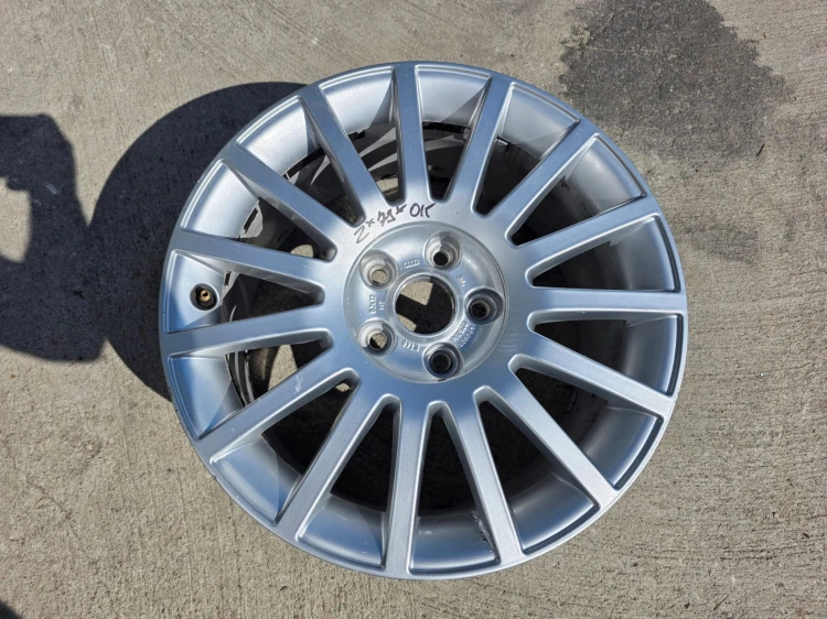 FELGI FELGA KOMPLET VW SKODA AUDI SEAT 8.0J R17 ET48 4F0601025AH Z*79* OK