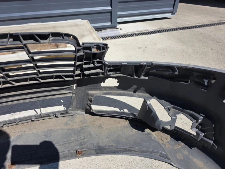 ZDERZAK PRZÓD AUDI A6 C6 LIFT LX7W 2008-2011