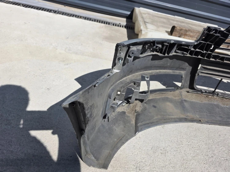ZDERZAK PRZÓD AUDI A6 C6 LIFT LX7W 2008-2011