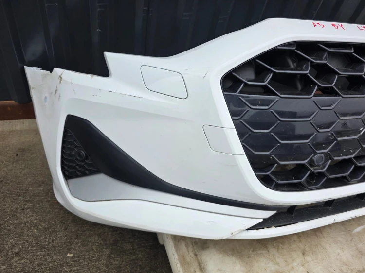 ZDERZAK PRZÓD KOMPLETNY AUDI A3 8Y S LINE 6XPDC POD RADAR LY9L KOMPLETNY !!