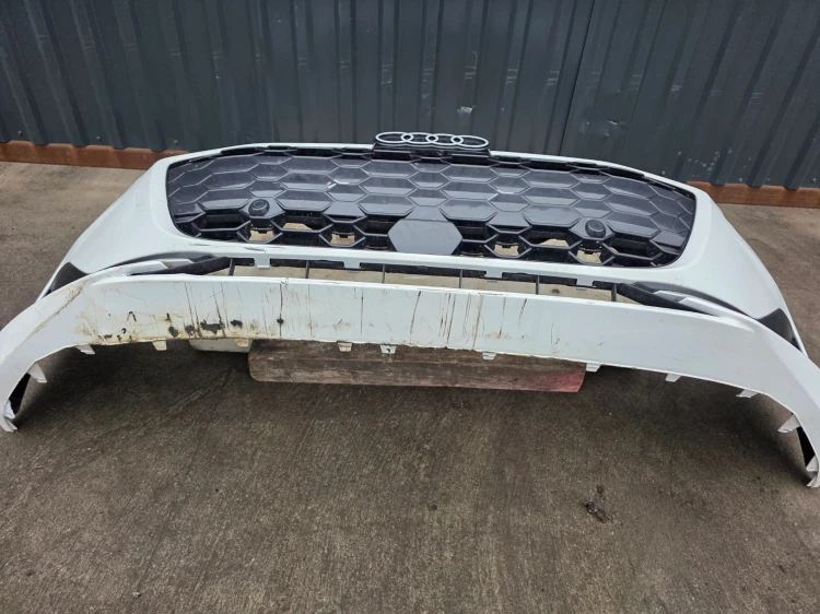 ZDERZAK PRZÓD KOMPLETNY AUDI A3 8Y S LINE 6XPDC POD RADAR LY9L KOMPLETNY !!