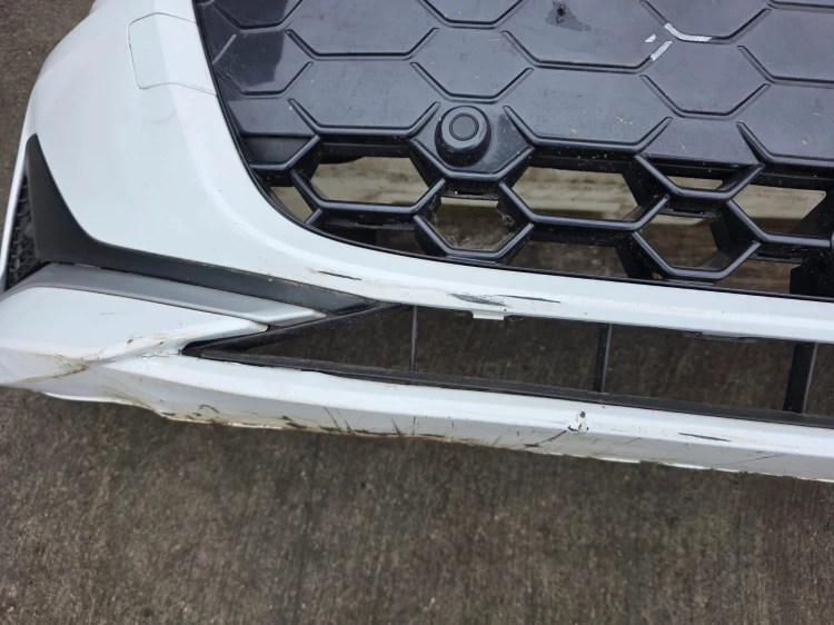 ZDERZAK PRZÓD KOMPLETNY AUDI A3 8Y S LINE 6XPDC POD RADAR LY9L KOMPLETNY !!