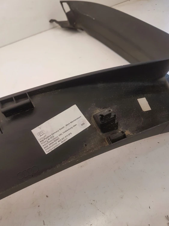 TAPICERKA KLAPY TYŁ AUDI A6 C7 AVANT 4G9867973