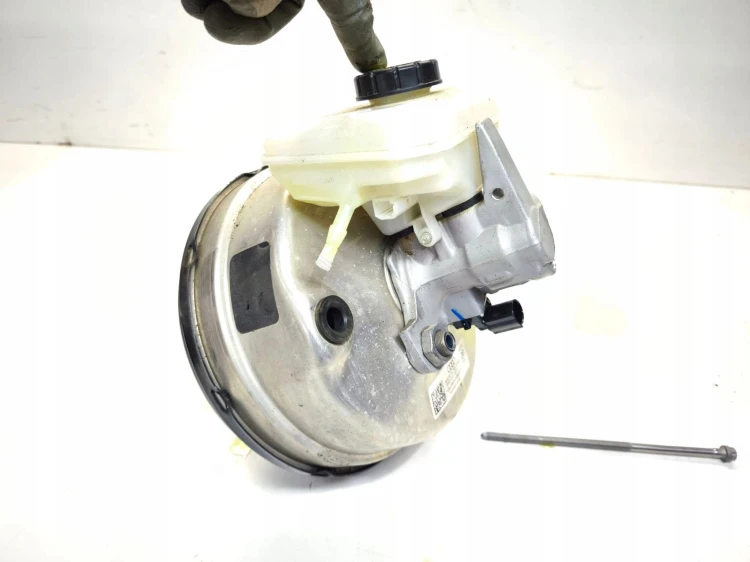 SERWO POMPA HAMULCOWA AUDI A4 B9 A5 LIFT 8W0612103K