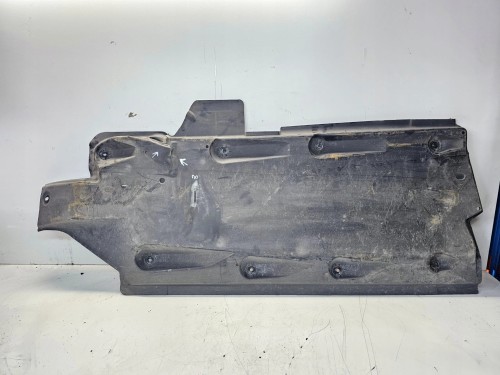 OSŁONA PŁYTA PODWOZIA PRAWA AUDI A1 VW 6R0825202