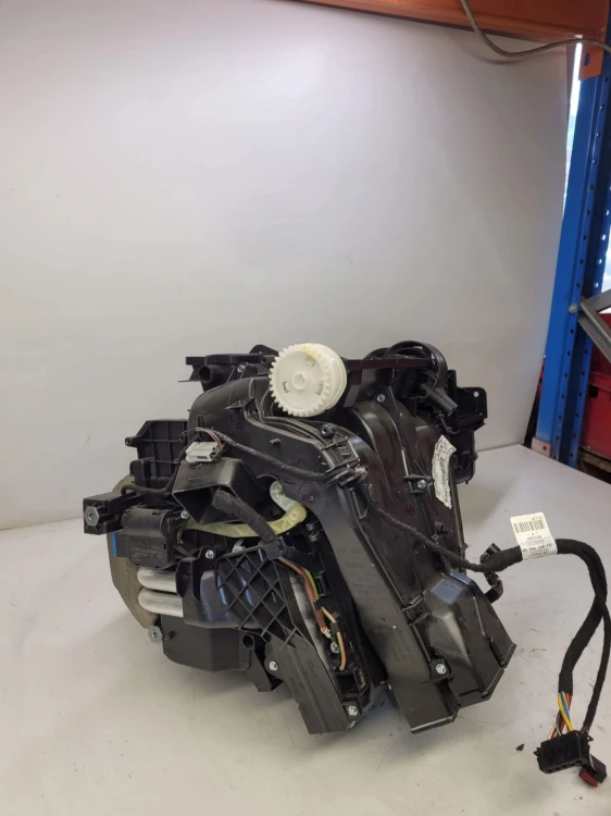 NAGRZEWNICA KOMPLETNA AUDI A3 8P LIFT 8P1820003AH