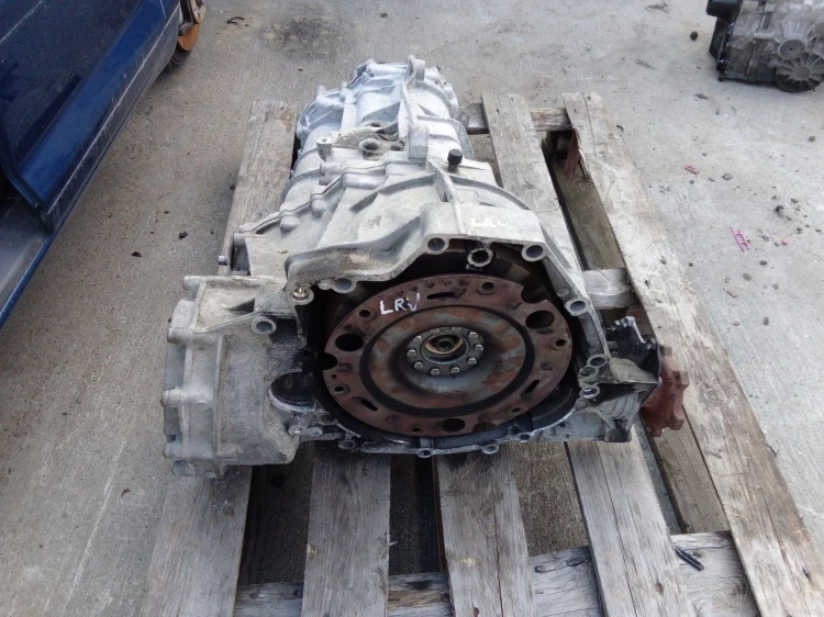 SKRZYNIA BIEGÓW AUDI A4 A5 Q5 LRW QUATTRO MANUALNA