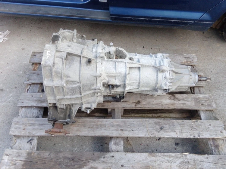 SKRZYNIA BIEGÓW AUDI A4 A5 Q5 LRW QUATTRO MANUALNA