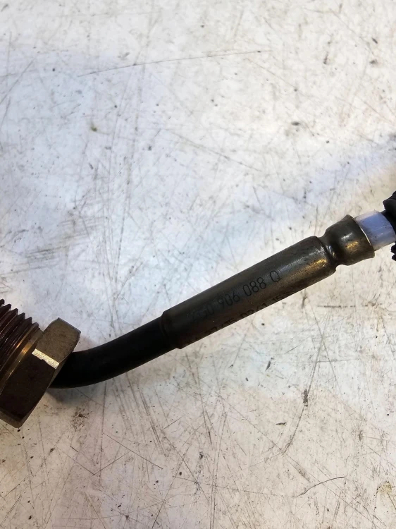CZUJNIK TEMPERATURY SPALIN AUDI A6 A7 4G0906088Q