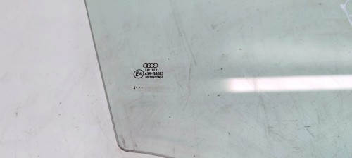 SZYBA BOCZNA DRZWI PRAWY PRZÓD AUDI A6 C7 2013R