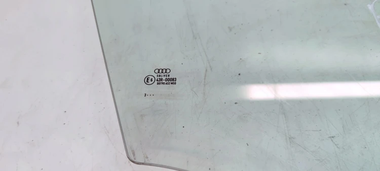 SZYBA BOCZNA DRZWI PRAWY PRZÓD AUDI A6 C7 2013R