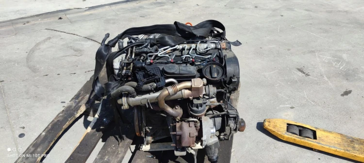 SILNIK KOMPLETNY AUDI A4 B8 A5 A6 2.0 TDI CAGB CAG