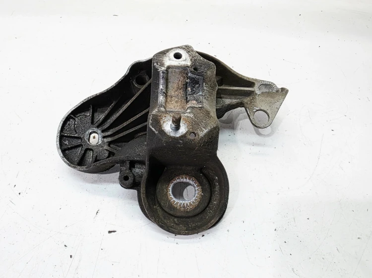ŁAPA PODUSZKI SILNIKA LEWA AUDI A6 C6 4F0199351H