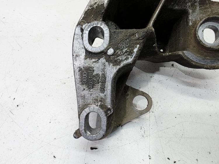 ŁAPA PODUSZKI SILNIKA LEWA AUDI A6 C6 4F0199351H