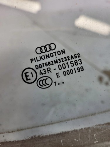 SZYBA BOCZNA DRZWI LEWY TYŁ AUDI A4 B8 8K5 2007R