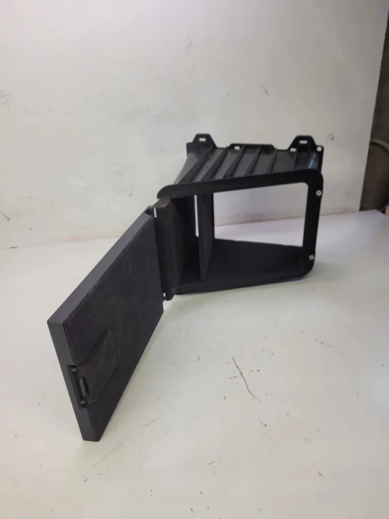 APTECZKA KANAPY TYŁ AUDI A8 D4 LONG 9918009753