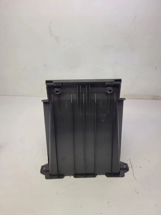 APTECZKA KANAPY TYŁ AUDI A8 D4 LONG 9918009753
