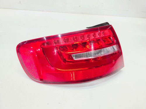 LAMPA LEWY TYŁ LED W BŁOTNIK AUDI A4 B8 LIFT AVANT 8K9945095D