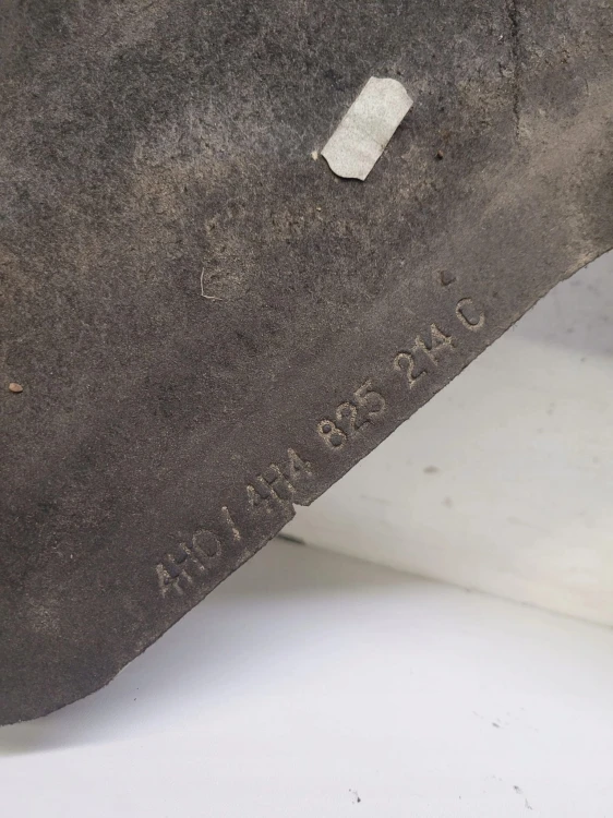 OSŁONA PODWOZIA PRAWY TYŁ AUDI A8 D4 4H0825214C