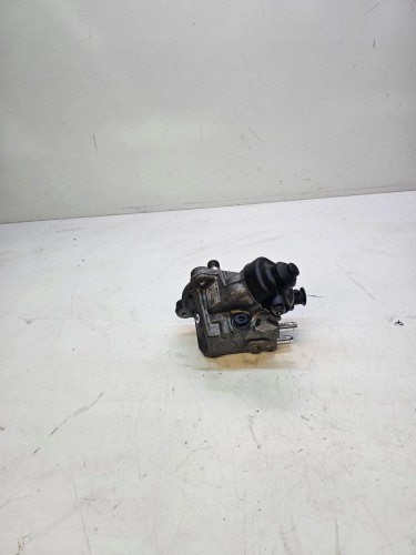 POMPA PALIWA CR AUDI A4 A5 A6 2.0 TDI 03L130755AC