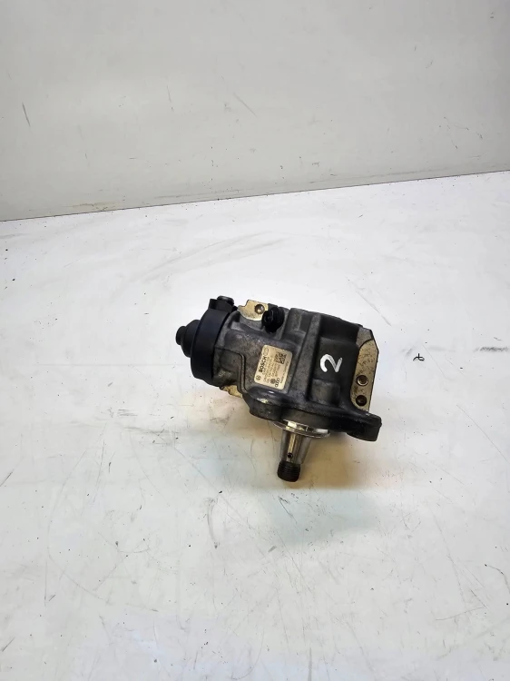POMPA PALIWA CR AUDI A4 A5 A6 2.0 TDI 03L130755AC