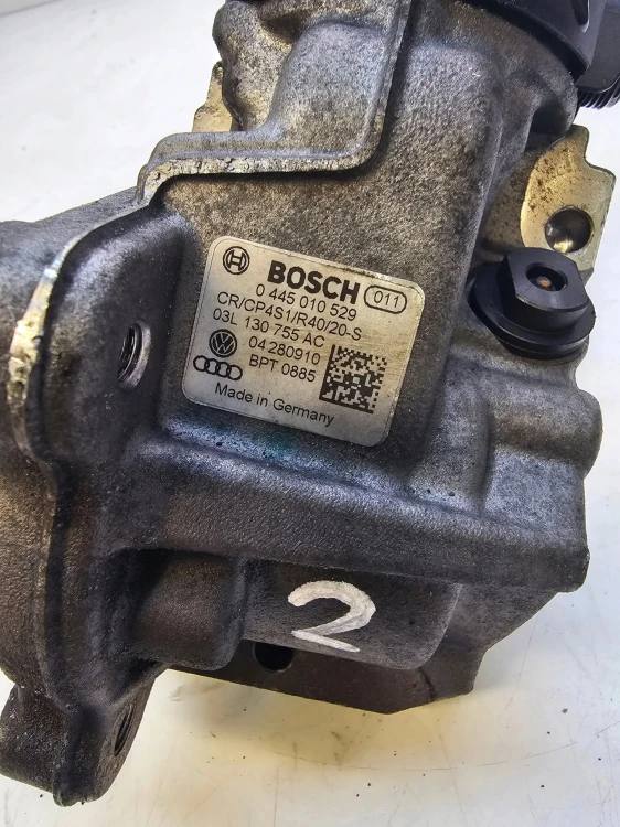 POMPA PALIWA CR AUDI A4 A5 A6 2.0 TDI 03L130755AC