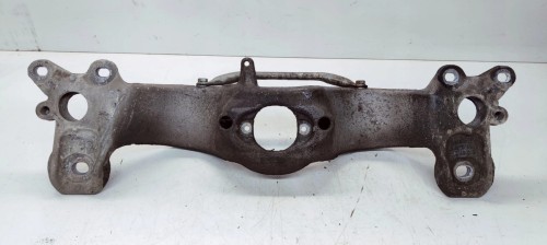 MOCOWANIE ŁAPA PODPORA SKRZYNI BIEGÓW AUDI A4 B6 B7 8E0399263AL