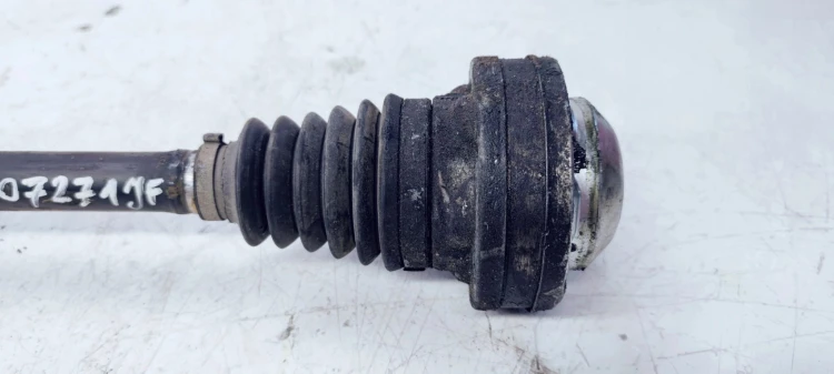 PÓŁOŚ LEWA AUDI VW SEAT SKODA 2.0 T 1K0407271JF