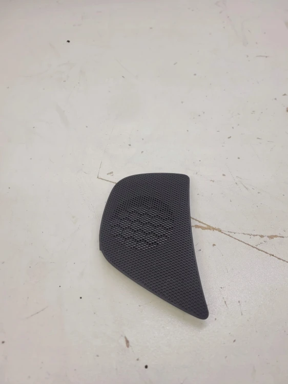 MASKOWNICA GŁOŚNIKA DESKI LEWA AUDI A7 4G8857227