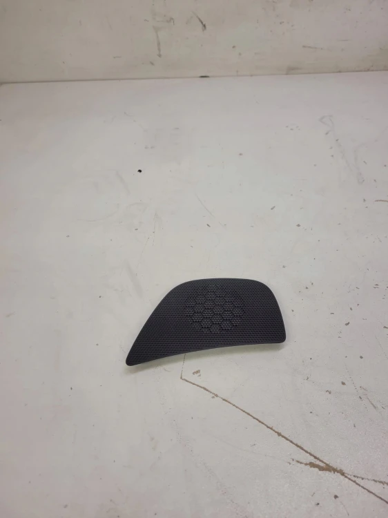 MASKOWNICA GŁOŚNIKA DESKI LEWA AUDI A7 4G8857227