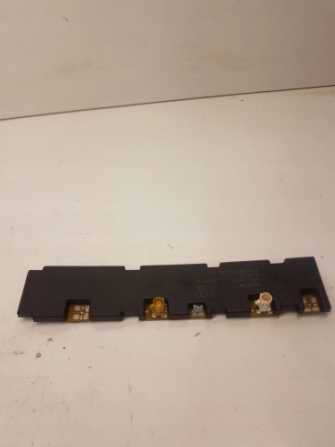 WZMACNIACZ ANTENOWY AUDI A3 A4 A6 4F5035225L